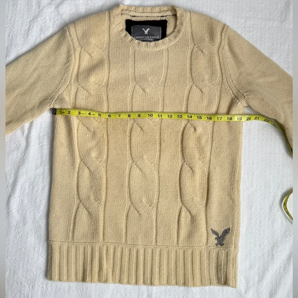 Vintage wool American Eagle Cream cable knit sweater with embroidered logo sz M - Picture 7 of 10